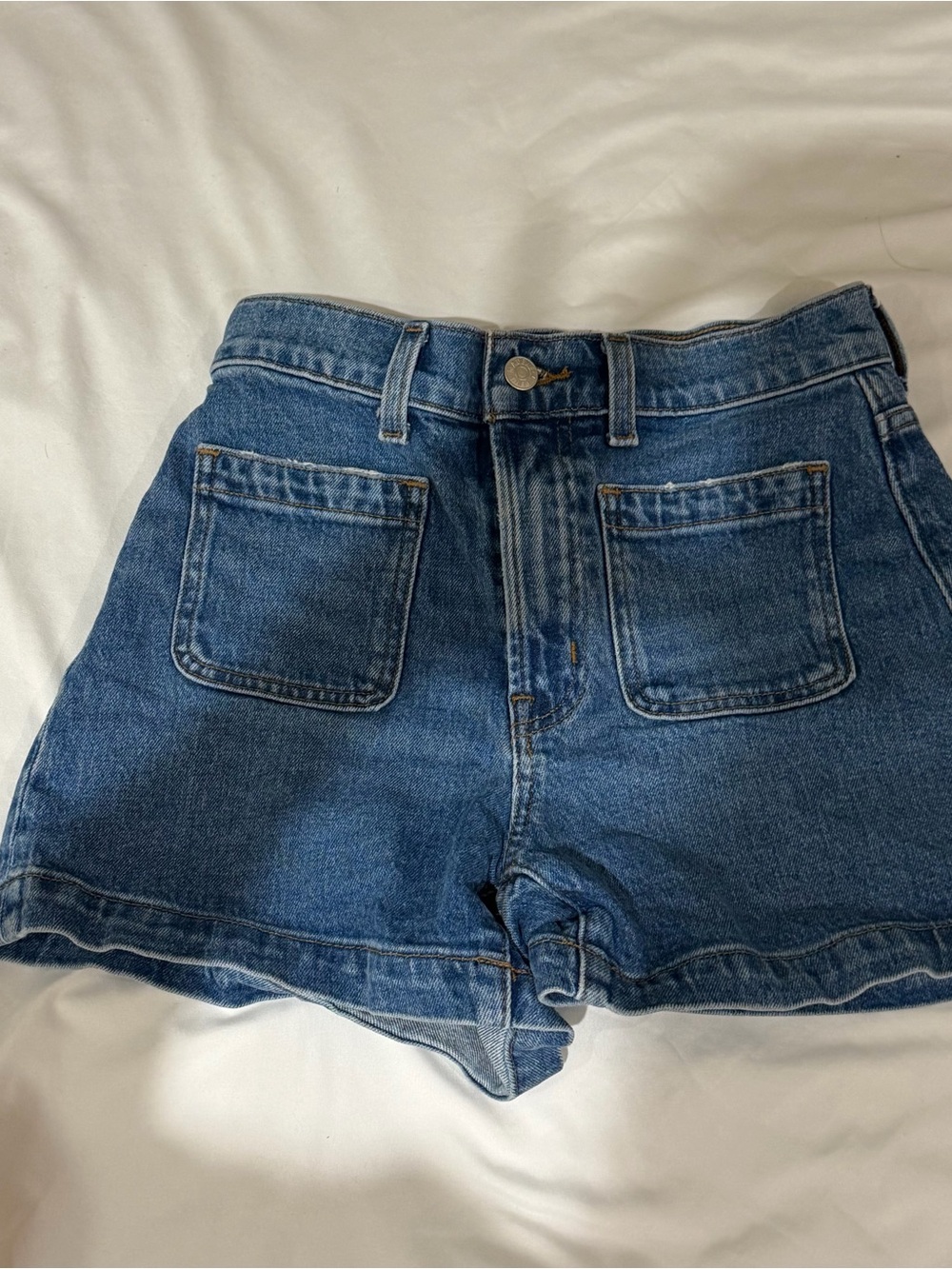 Madewell High-Waist Classic Denim Shorts in Blue
